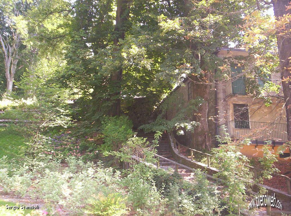 01 Partenza dall'Eremo.JPG